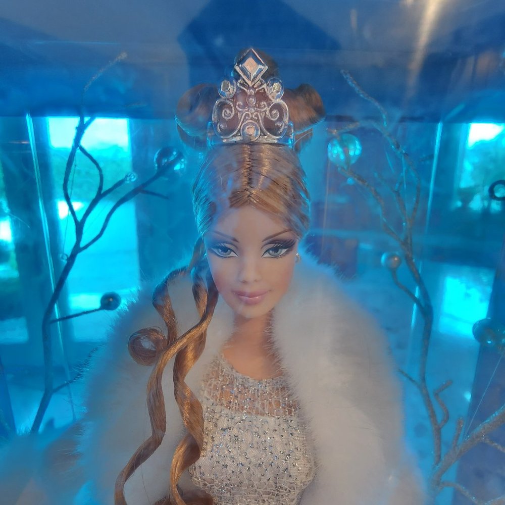 2003 Holiday Visions Barbie, Special Edition, unboxed and mint